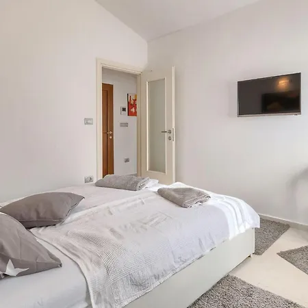 Dioniz Holiday home