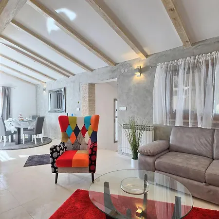 Сasa de vacaciones Dioniz Rovinj