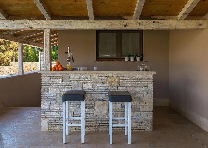 Dioniz 펜션 로비니