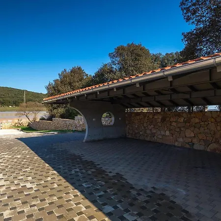 Dioniz * Ровинь